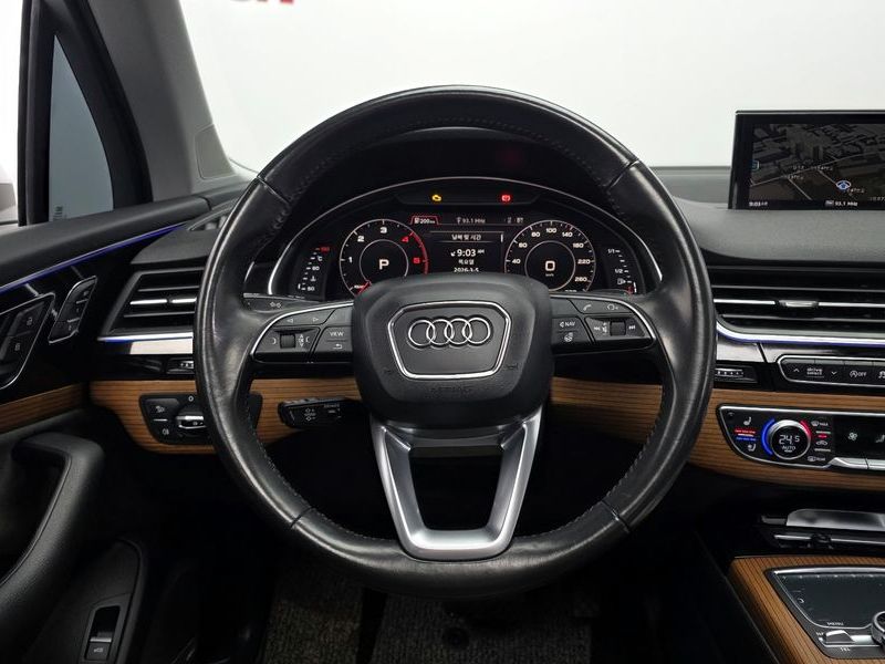 2016 Audi Q7 35 TDI Quattro Premium Tech photo 13