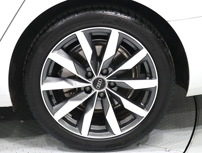 2023 Audi A4 40 TFSI Premium photo 18