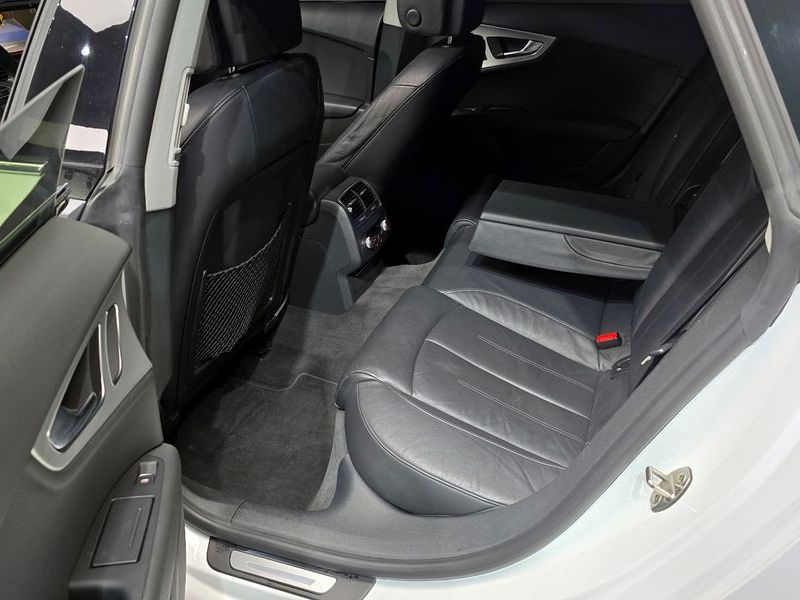 2012 Audi A7 3.0 TFSI Quattro Entry 4G photo 11