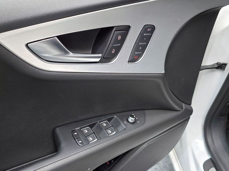 2012 Audi A7 3.0 TFSI Quattro Entry 4G photo 14