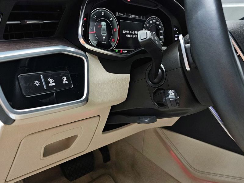 2022 Audi A7 45 TDI Quattro Premium photo 14