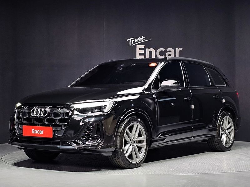2025 Audi Q7 55 TFSI Quattro Premium photo 1