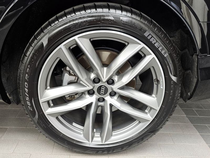 2025 Audi Q7 55 TFSI Quattro Premium photo 21