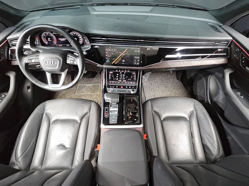 2020 Audi Q7 45 TDI Quattro Premium photo 7