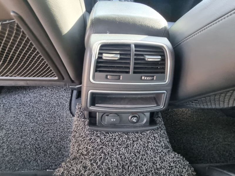 2015 Audi A6 45 TDI Quattro Dynamic C7 photo 17