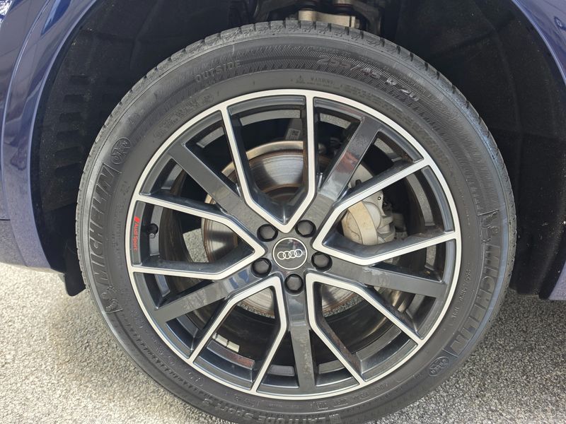 2024 Audi Q5 45 TFSI Quattro Premium photo 15