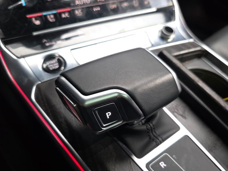2021 Audi A6 45 TFSI Quattro Premium photo 9