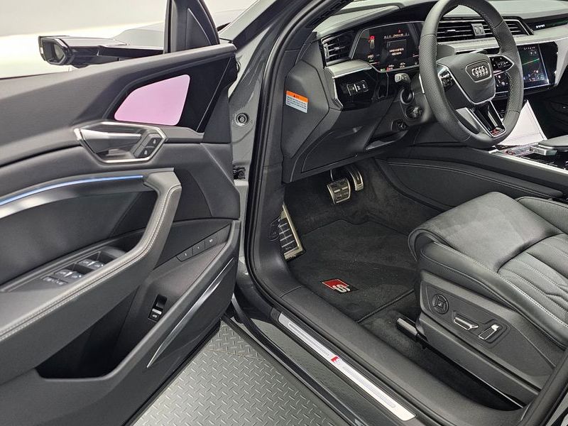 2024 Audi Q8 Quattro Sportback photo 10