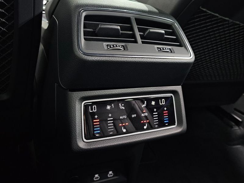 2024 Audi Q8 Quattro Sportback photo 20