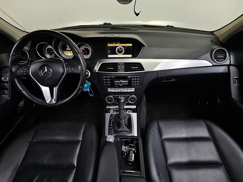 2012 Mercedes-Benz C-Class C200 CGI AVANTGARDE photo 7