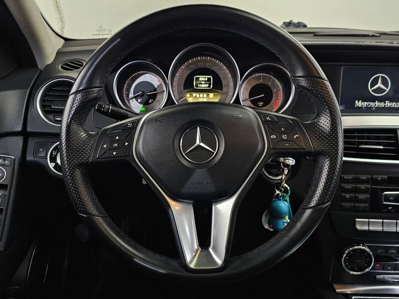 2012 Mercedes-Benz C-Class C200 CGI AVANTGARDE photo 13