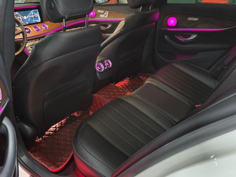 2017 Mercedes-Benz E-Class E300 4MATIC EX Intelligent Drive photo 12