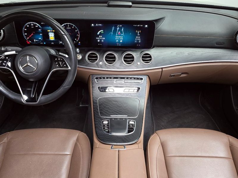 2023 Mercedes-Benz E-Class E250 AMG Line photo 7