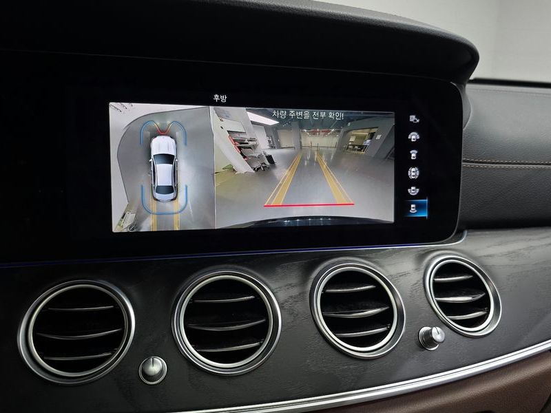 2023 Mercedes-Benz E-Class E250 AMG Line photo 15