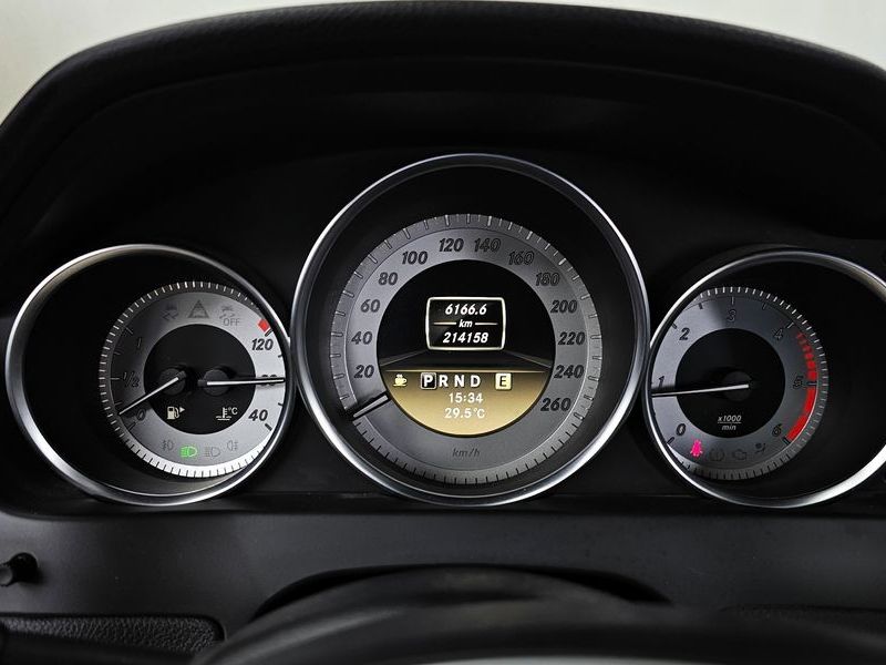 2012 Mercedes-Benz C-Class C220 CDI AVANTGARDE photo 8