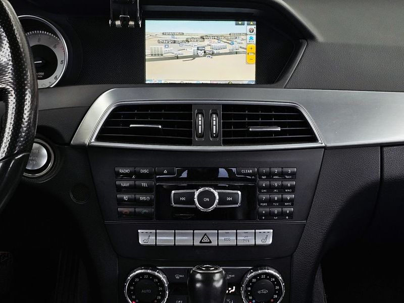2012 Mercedes-Benz C-Class C220 CDI AVANTGARDE photo 14