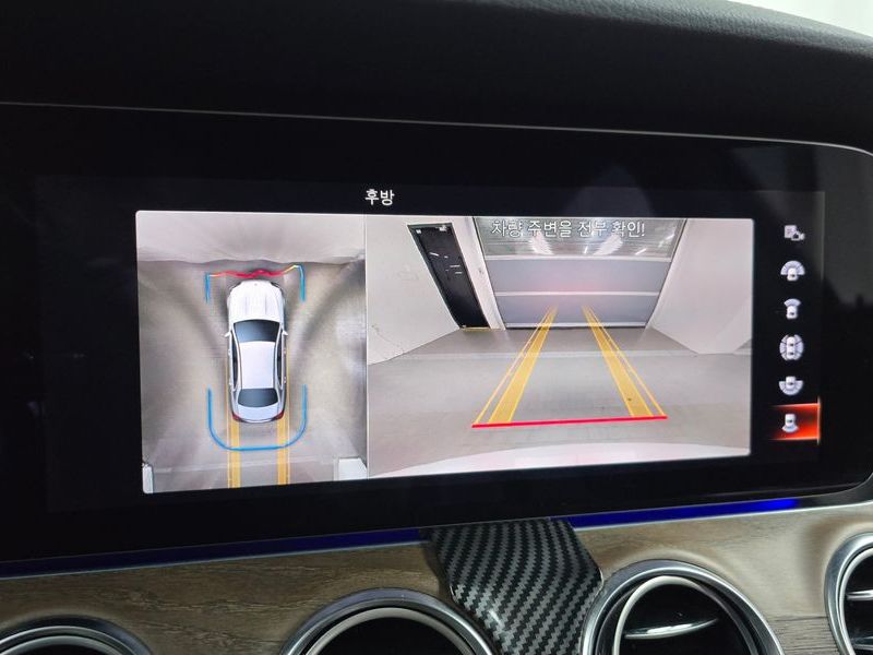 2021 Mercedes-Benz E-Class E300e 4MATIC Exclusive photo 15