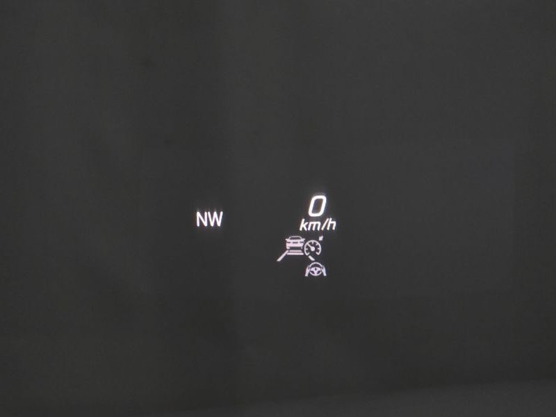 2021 Mercedes-Benz E-Class E300e 4MATIC Exclusive photo 17