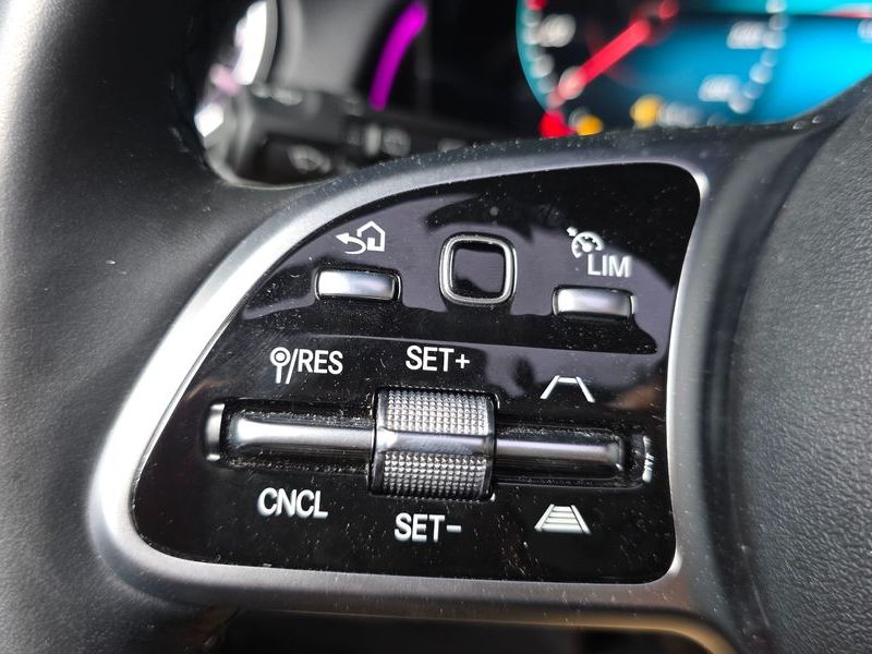 2022 Mercedes-Benz B-Class GLB200 d photo 16