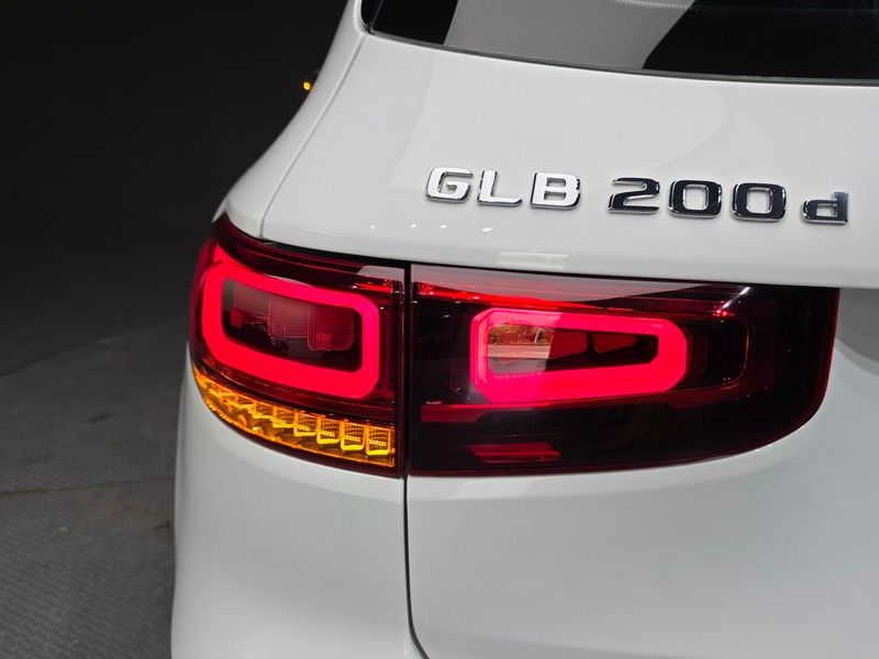 2022 Mercedes-Benz B-Class GLB200 d photo 23