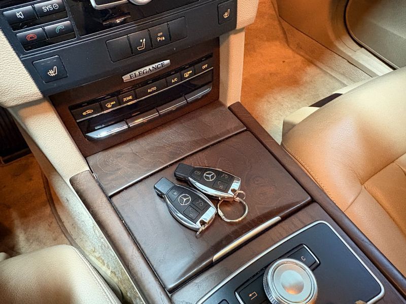 2012 Mercedes-Benz E-Class E300 Elegance photo 16