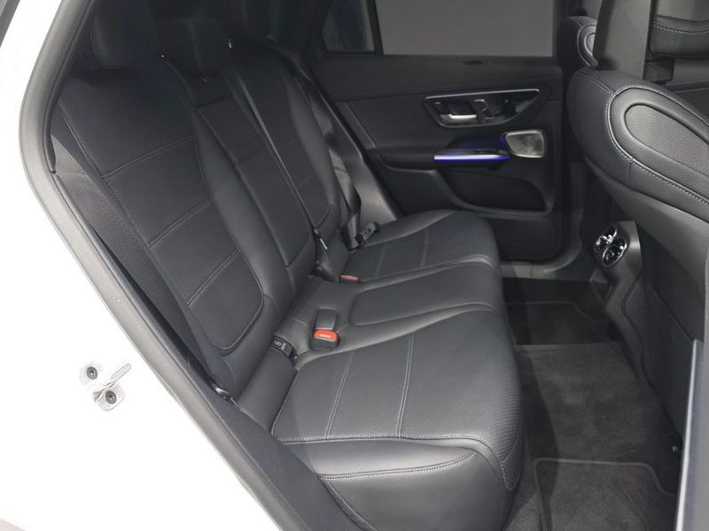 2025 Mercedes-Benz C-Class GLC 300 4MATIC Avantgarde photo 12