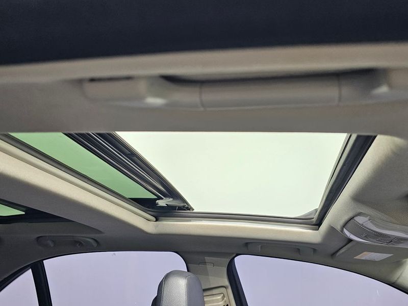 2012 Mercedes-Benz C-Class C220 CDI AVANTGARDE photo 15