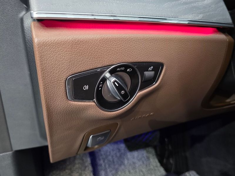 2022 Mercedes-Benz E-Class E350 4MATIC Avantgarde photo 19