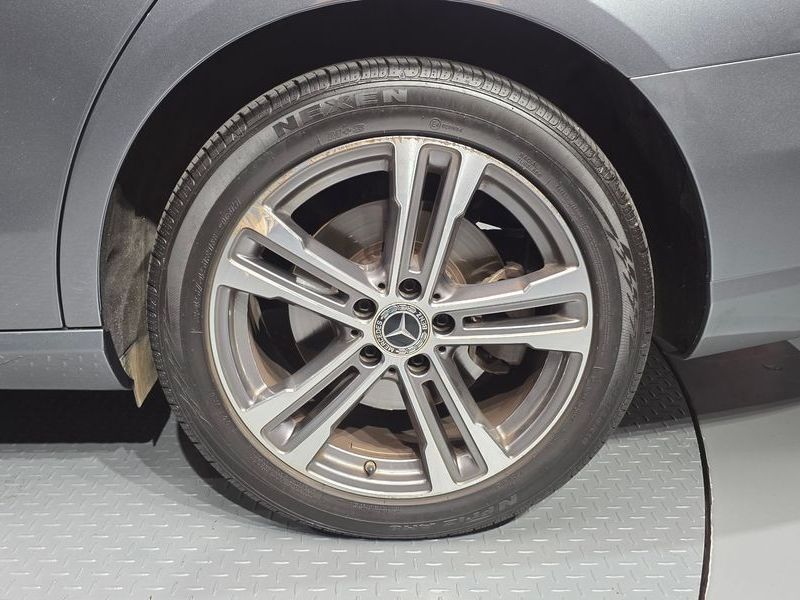 2022 Mercedes-Benz E-Class E350 4MATIC Avantgarde photo 21