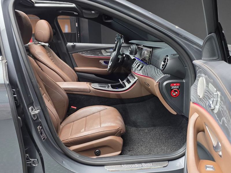 2022 Mercedes-Benz E-Class E350 4MATIC Avantgarde photo 26