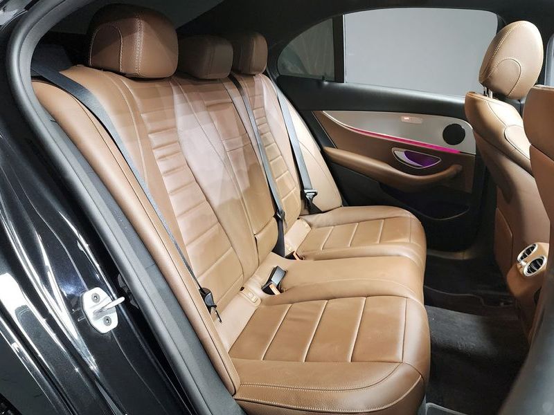 2020 Mercedes-Benz E-Class E250 Avantgarde photo 12