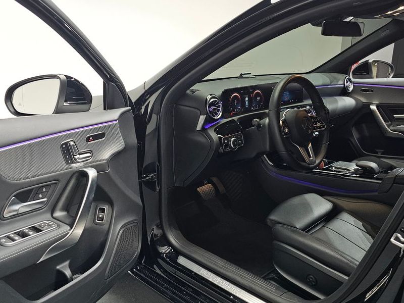 2021 Mercedes-Benz A-Class A220 Sedan photo 12