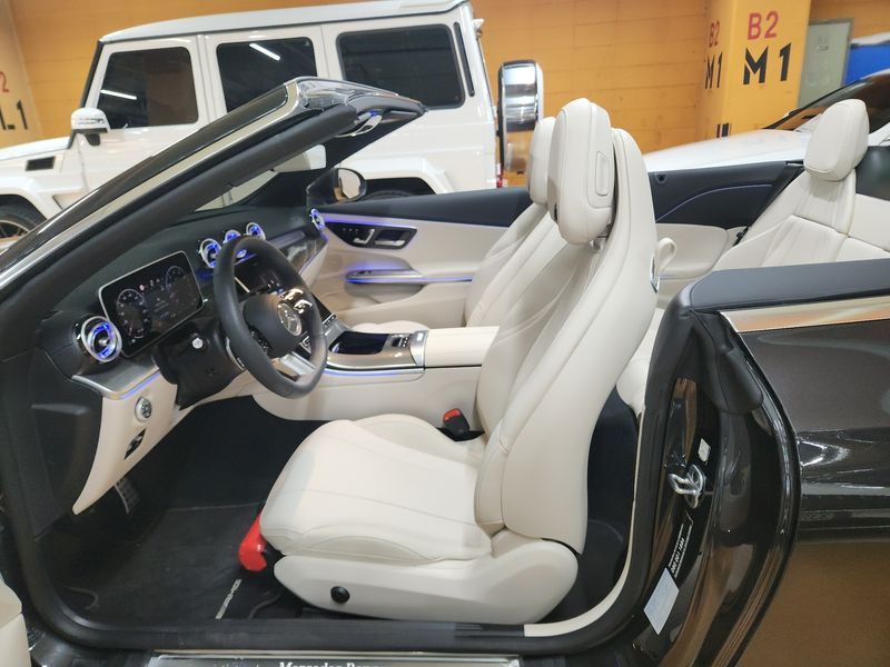 2026 Mercedes-Benz E-Class CLE200 Cabriolet photo 8