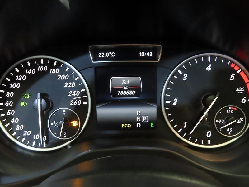 2014 Mercedes-Benz A-Class A200 CDI Style photo 8