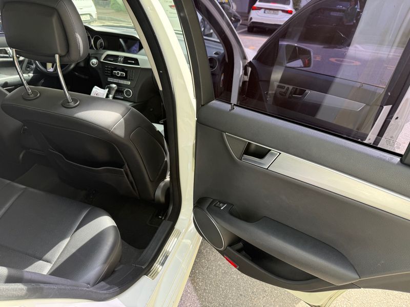 2012 Mercedes-Benz C-Class C220 CDI AVANTGARDE photo 7