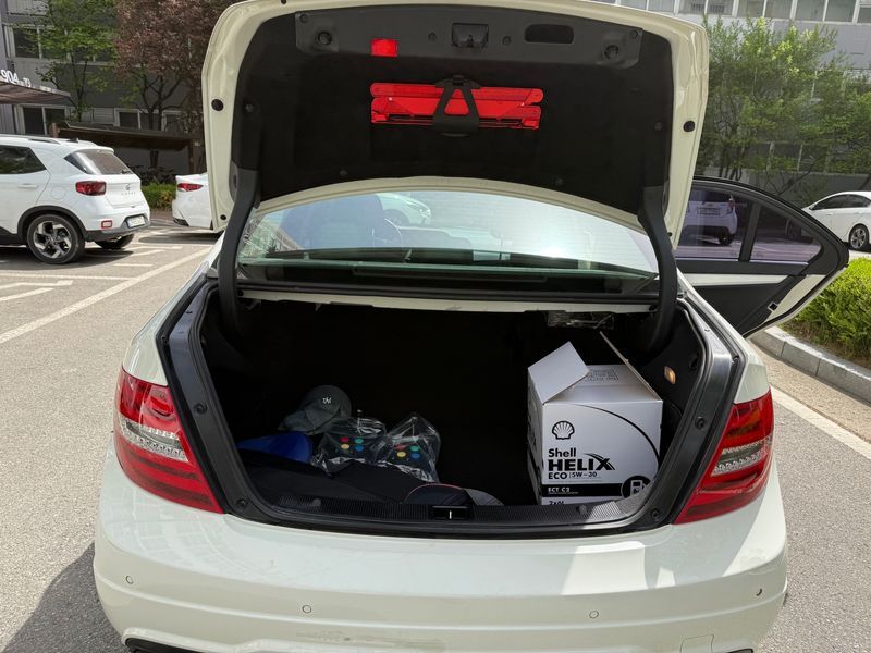 2012 Mercedes-Benz C-Class C220 CDI AVANTGARDE photo 9