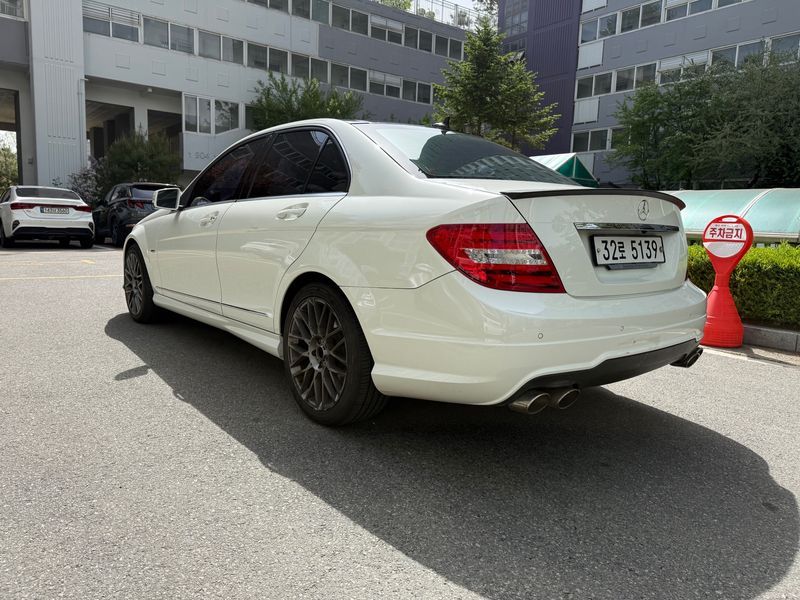 2012 Mercedes-Benz C-Class C220 CDI AVANTGARDE photo 16