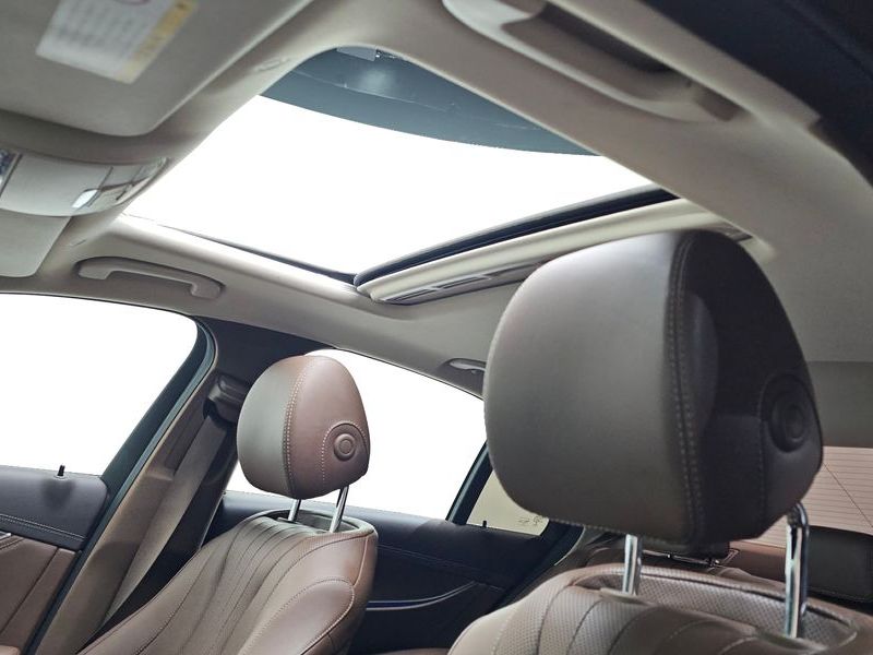 2020 Mercedes-Benz E-Class E300 4MATIC Exclusive photo 18