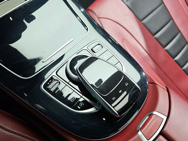 2019 Mercedes-Benz S-Class CLS400d 4MATIC AMG Line photo 17