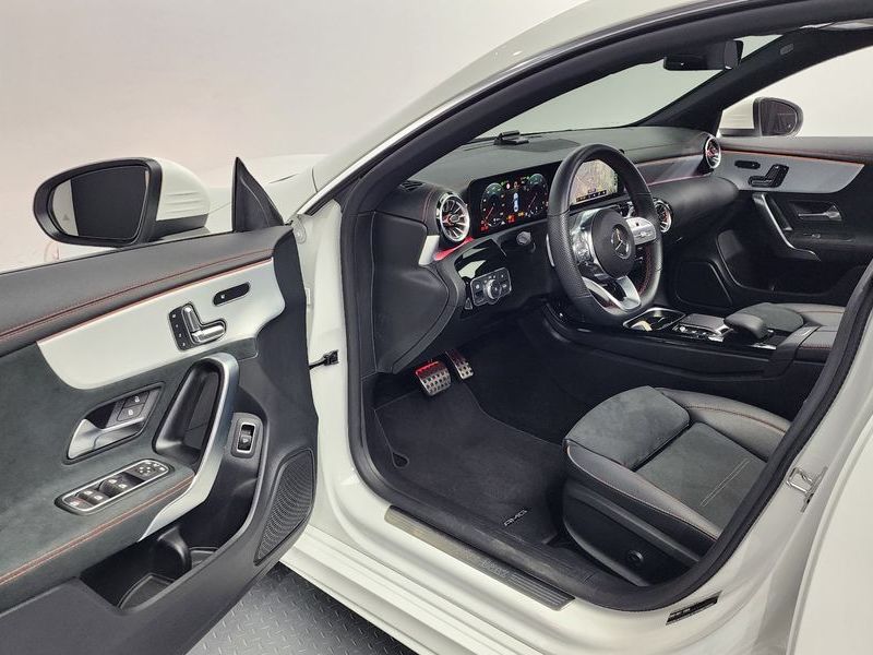 2023 Mercedes-Benz A-Class CLA250 4MATIC photo 10