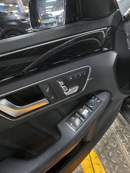 2014 Mercedes-Benz E-Class E220 CDI Avantgarde photo 8