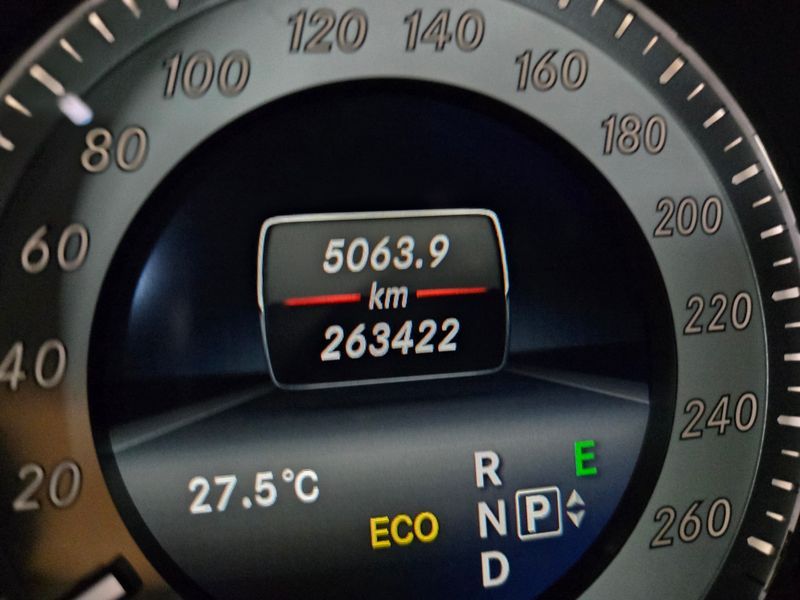 2014 Mercedes-Benz E-Class E220 CDI Avantgarde photo 11