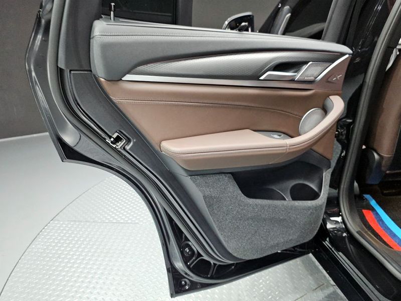 2024 BMW X3 xDrive 20i M Sports Pro photo 25