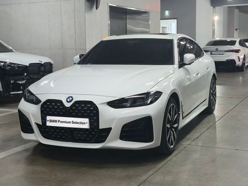 2026 BMW 4 Series 420i M Sport Pro Gran Coupe photo 1