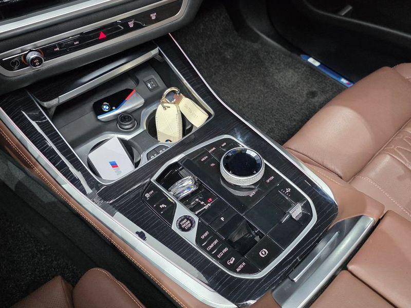 2024 BMW X5 xDrive 40i M Sport photo 9