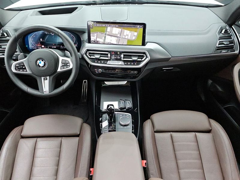 2024 BMW X3 xDrive 20i M Sports Pro photo 7