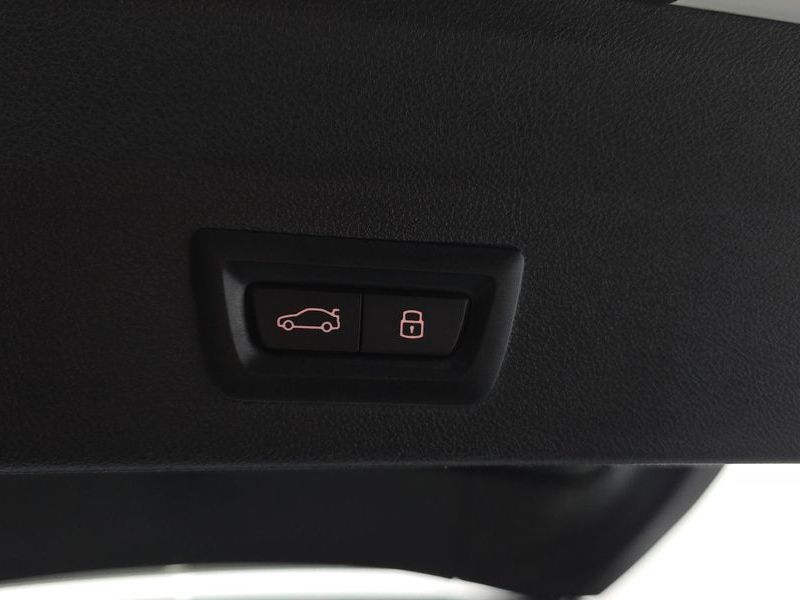 2024 BMW X3 xDrive 20i M Sports Pro photo 20