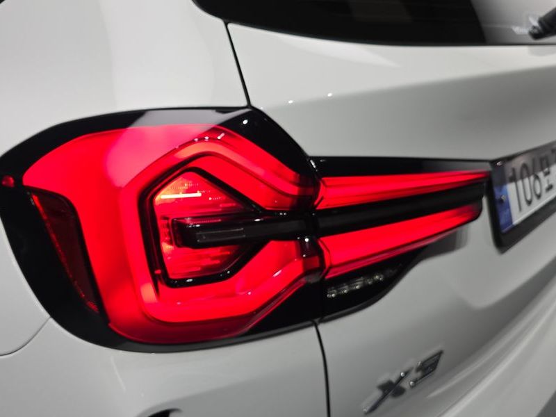 2024 BMW X3 xDrive 20i M Sports Pro photo 23