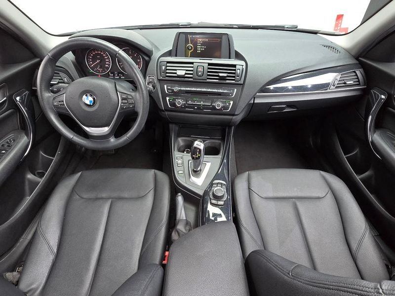 2014 BMW 1 Series 118d Urban Pack1 5Dr photo 7