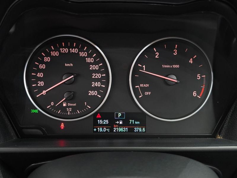 2014 BMW 1 Series 118d Urban Pack1 5Dr photo 8